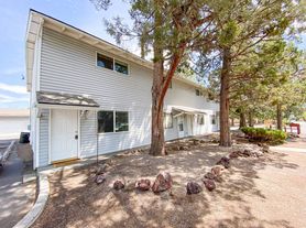 1630 SE Tempest Dr, Bend, OR