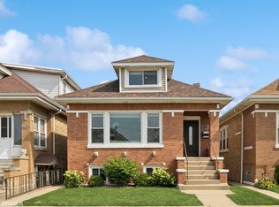 5814 W Addison St, Chicago, IL 60634