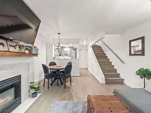 4th image of 1111 Haro St #105