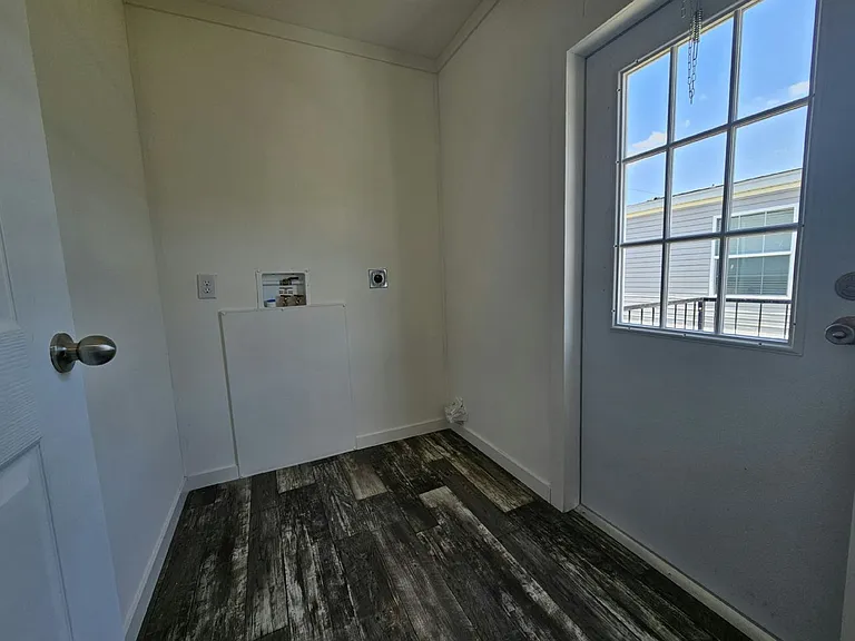 6661 Hidden Oaks Dr #6661 — Photo 13
