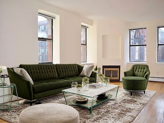 3rd image of 201 E 12th St APT 504