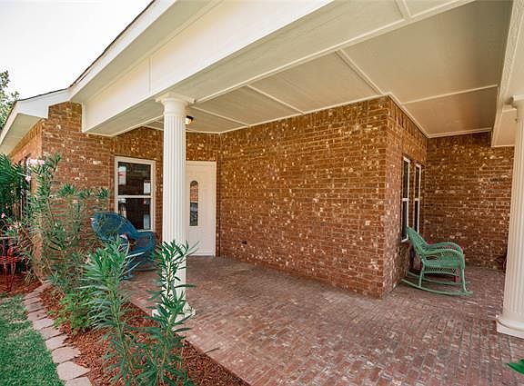 4th image of 2613 Timberhill Dr