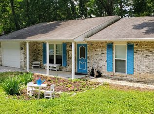 833 Tree Trunk Rd, Knoxville, TN 37934