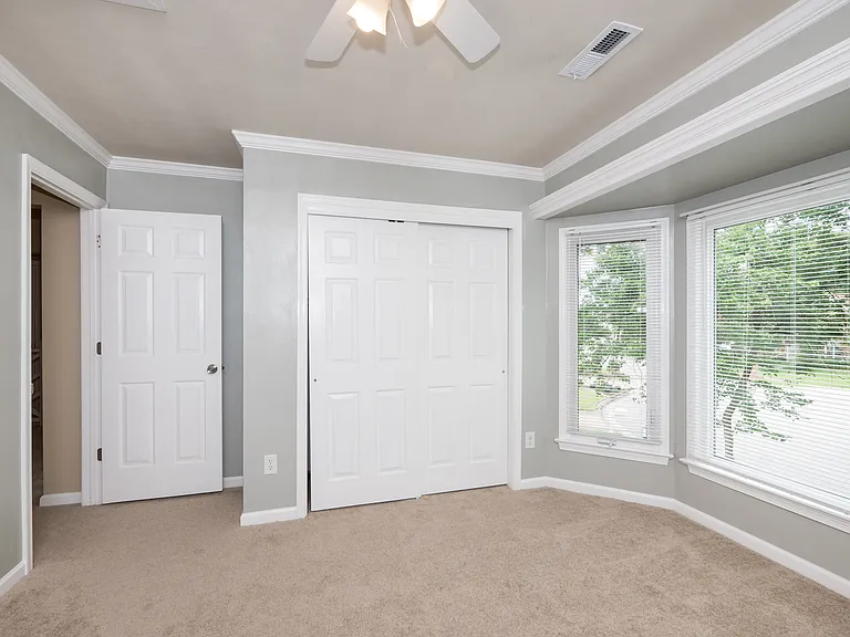 4501 Van Dyck Dr — Photo 17