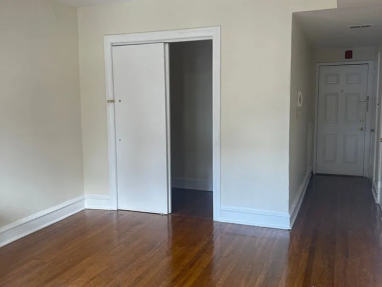 Pine Court — Photo 5