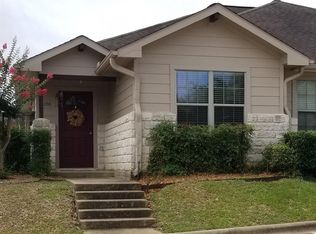 106 Sendero Dr, Huntsville, TX 77340
