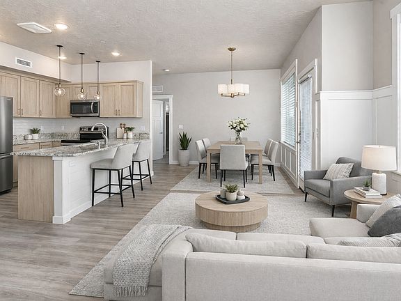 2nd image of 379 N Hamlin Ave #277-207