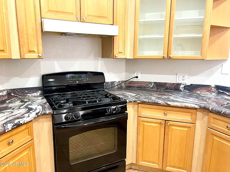407 W Helena Dr — Photo 11