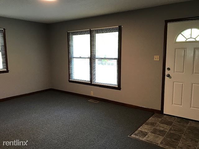 Living Room Front Windows 22