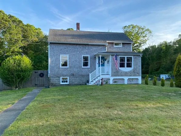 1815 Eagleville Rd, Tiverton, RI 02878