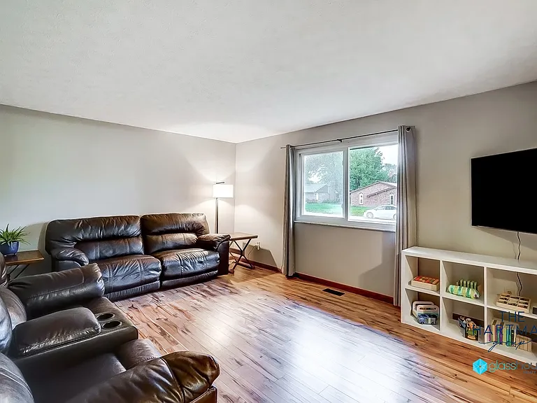 2200 Matrena Dr — Photo 5
