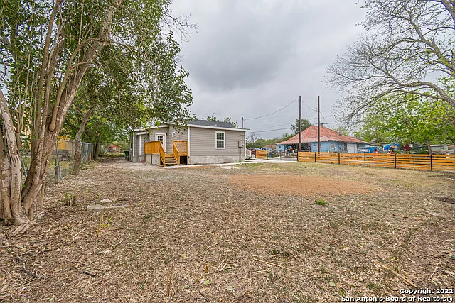 324 Bargas St — Photo 24