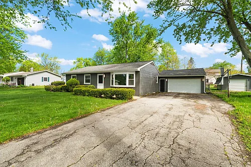 2201 Ade Ave Photo 1