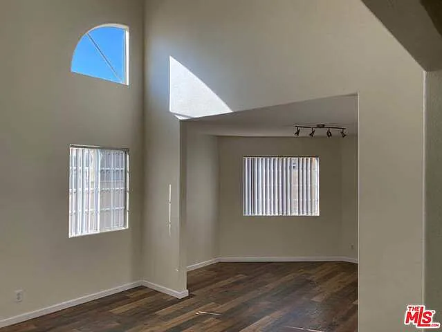 21021 Madrona Ave — Photo 3