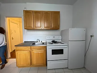 Rented by Urban Real Estate Property Group Inc
