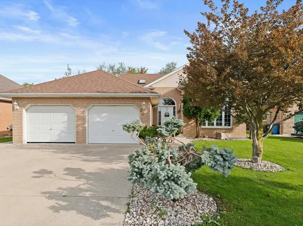 66 Oak Dr, Essex, ON N8M 3C5