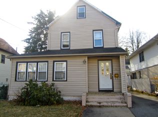 65 Stager St, Nutley, NJ 07110