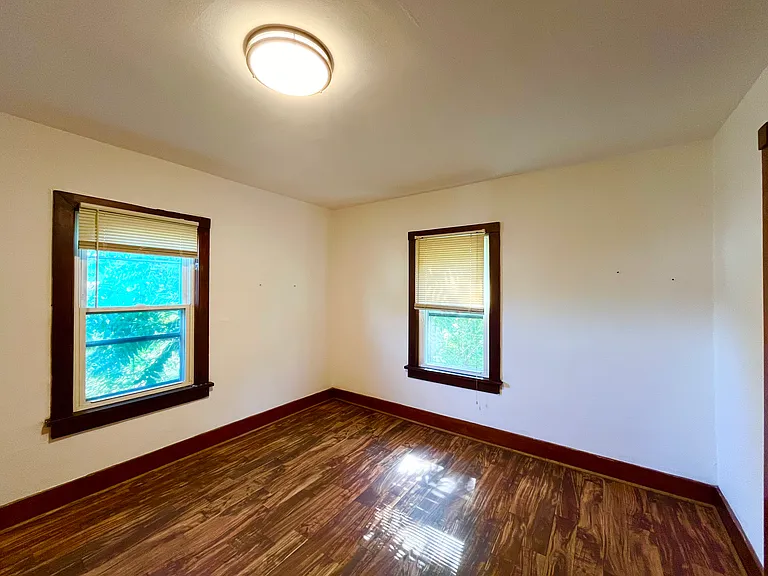 229 Medford St — Photo 25
