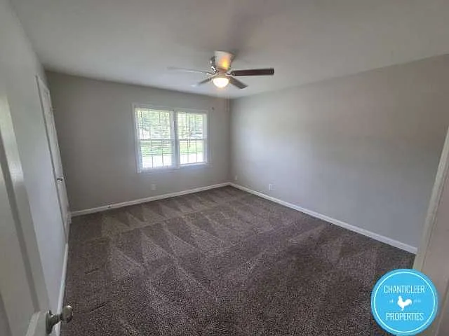 501 Greenbriar Rd #F — Photo 10