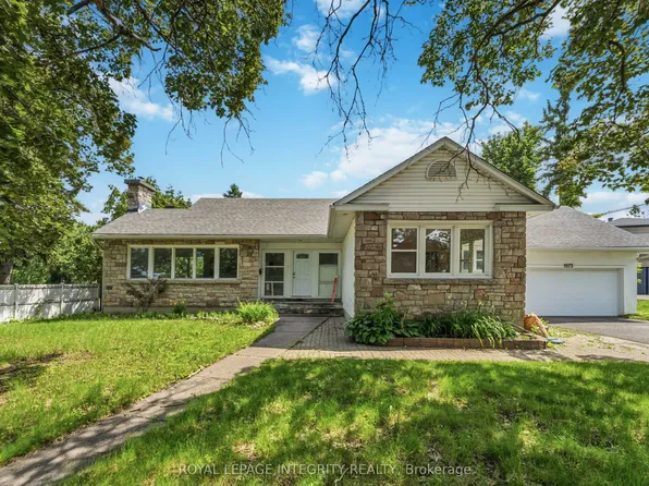 1873 Fairbanks Ave, Ottawa, ON K1H 5X6