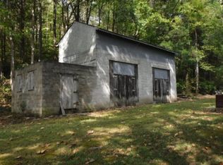 52AC Albany Rd, Burkesville, KY 42717