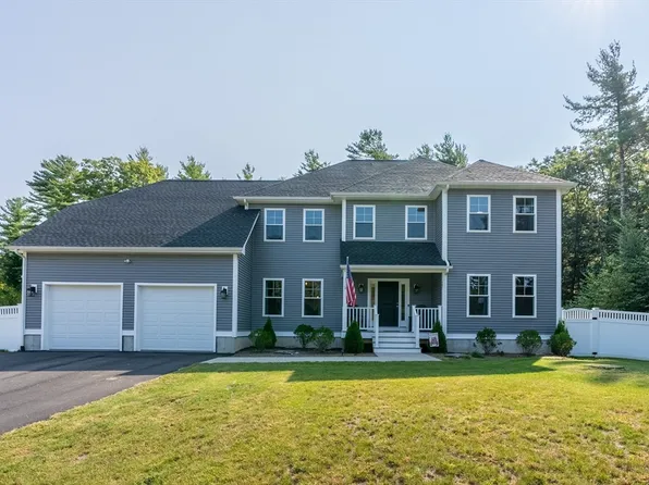 27 Maris Ln, North Dighton, MA 02764
