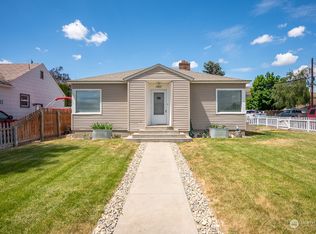 1007 C St SW, Ephrata, WA 98823