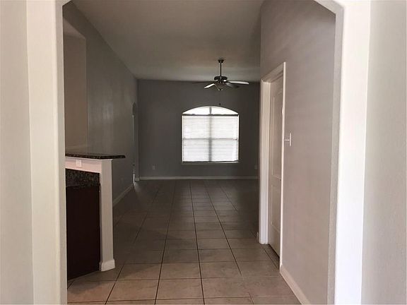 5th image of 1817 Mesquite Ln