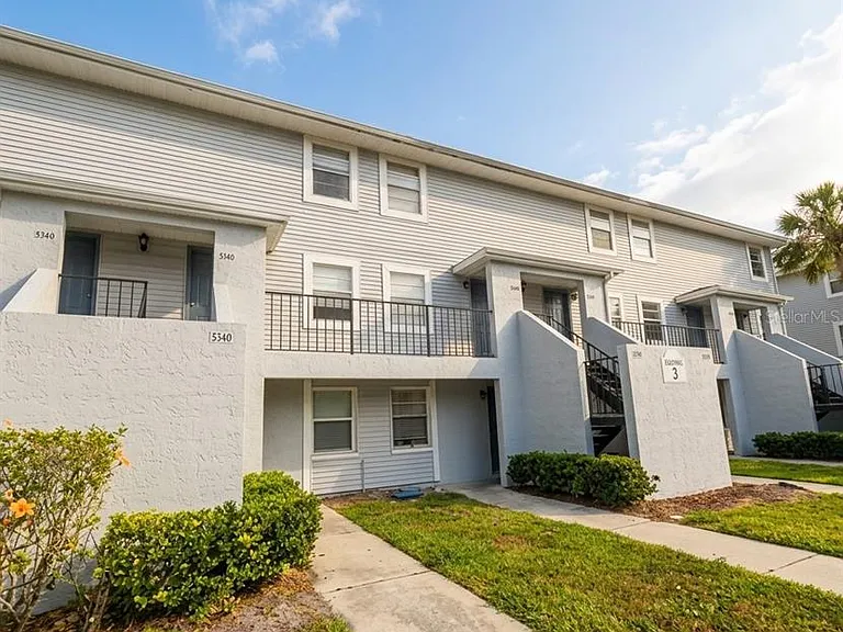 7141 E Bank Dr #7141 — Photo 2