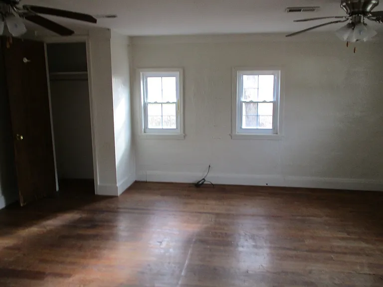2055 Bend Rd — Photo 3
