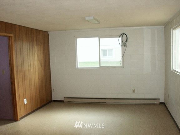 4th image of 205 N Alder Street