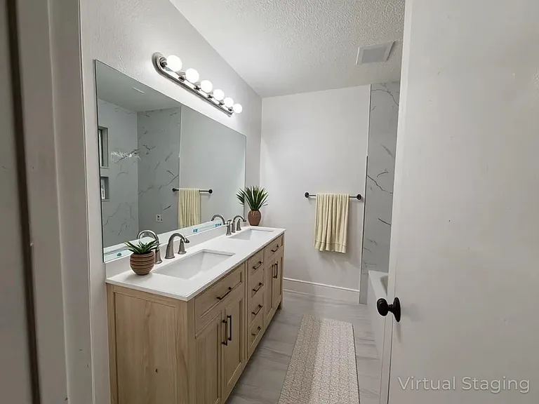 16814 Barcelona Dr — Photo 6