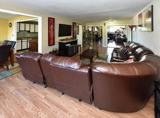 201 Country Club Ln, Pomona, NY 10970