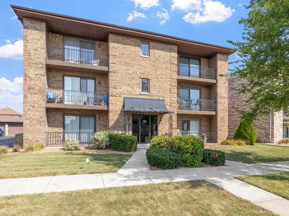 8136 168th Pl APT 3E, Tinley Park, IL 60477