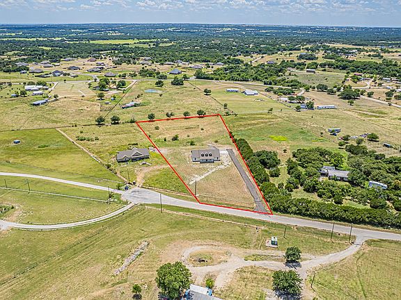 5th image of 140 Alamo Rd