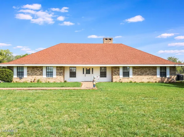 2563 Highway 742, Pt Barre, LA 70577