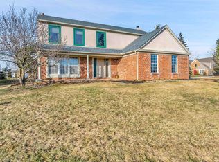 5452 Charrington Ct, West Bloomfield, MI 48324