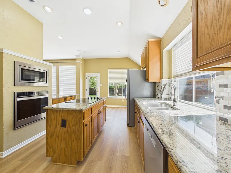 2208 Sagebrush Dr — Photo 13