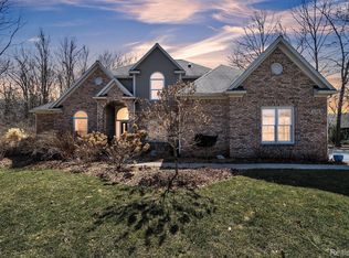 4788 Windswept Dr, Milford, MI