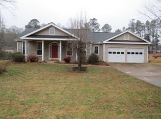 159 Evergreen Ln, Winder, GA 30680