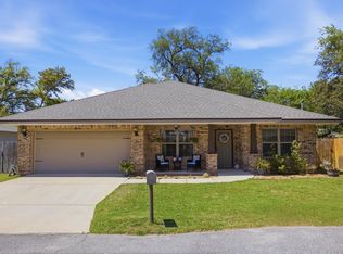 917 Al Hammett Rd, Mary Esther, FL 32569