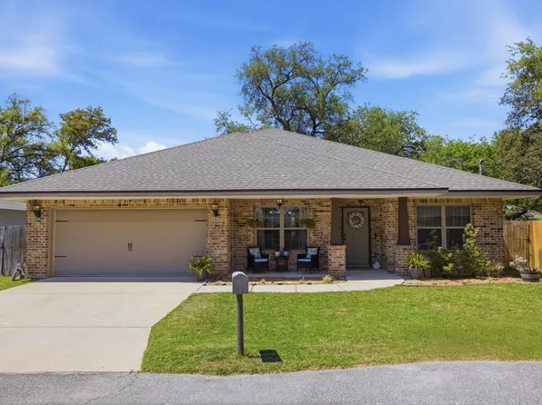 917 Al Hammett Rd, Mary Esther, FL 32569