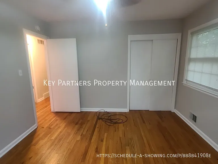 7115 Larsen Ln — Photo 17