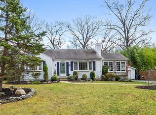 4921 Ridgewood Rd, Alexandria, VA 22312