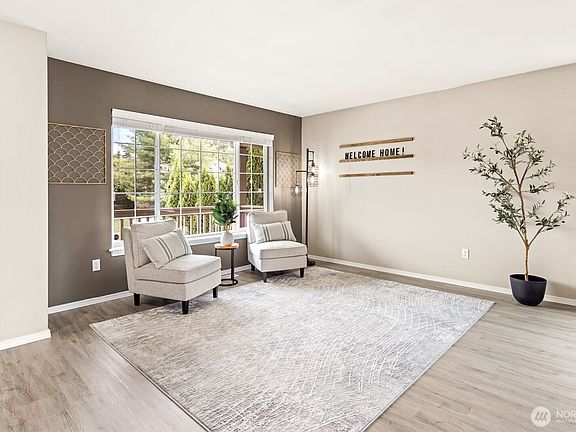 5th image of 6526 36th Street NE