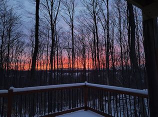 7058 Shade Tree Ln, Traverse City, MI 49685