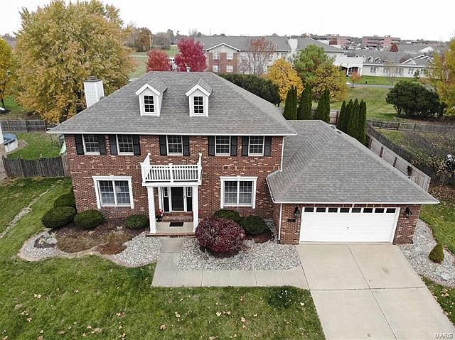 1st image of 35 Ernst Dr