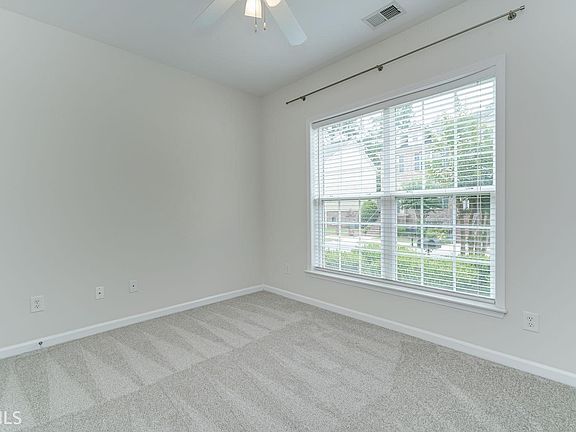 5th image of 728 Pecan Knoll Dr #0