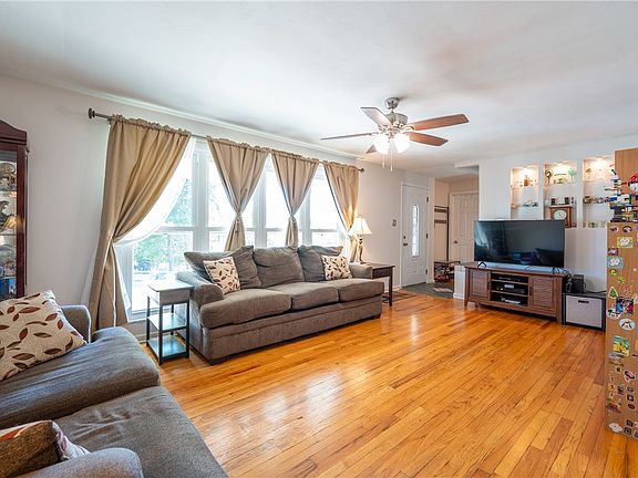 5th image of 214 Billo Dr