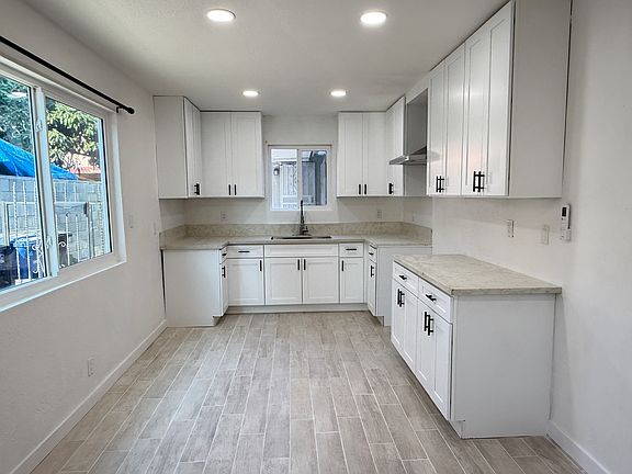 4th image of 8134 San Antonio Ave #A